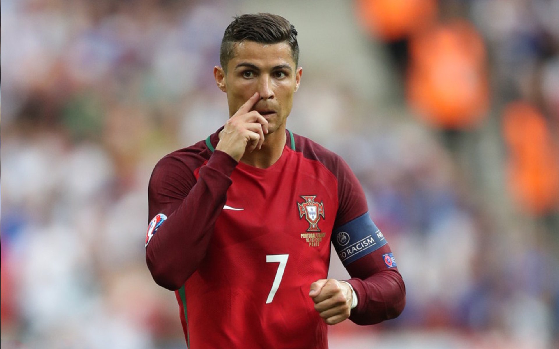 巨星荣誉之争，球场上的每一场比赛都是一场硬仗，荣耀冠军巨星之证