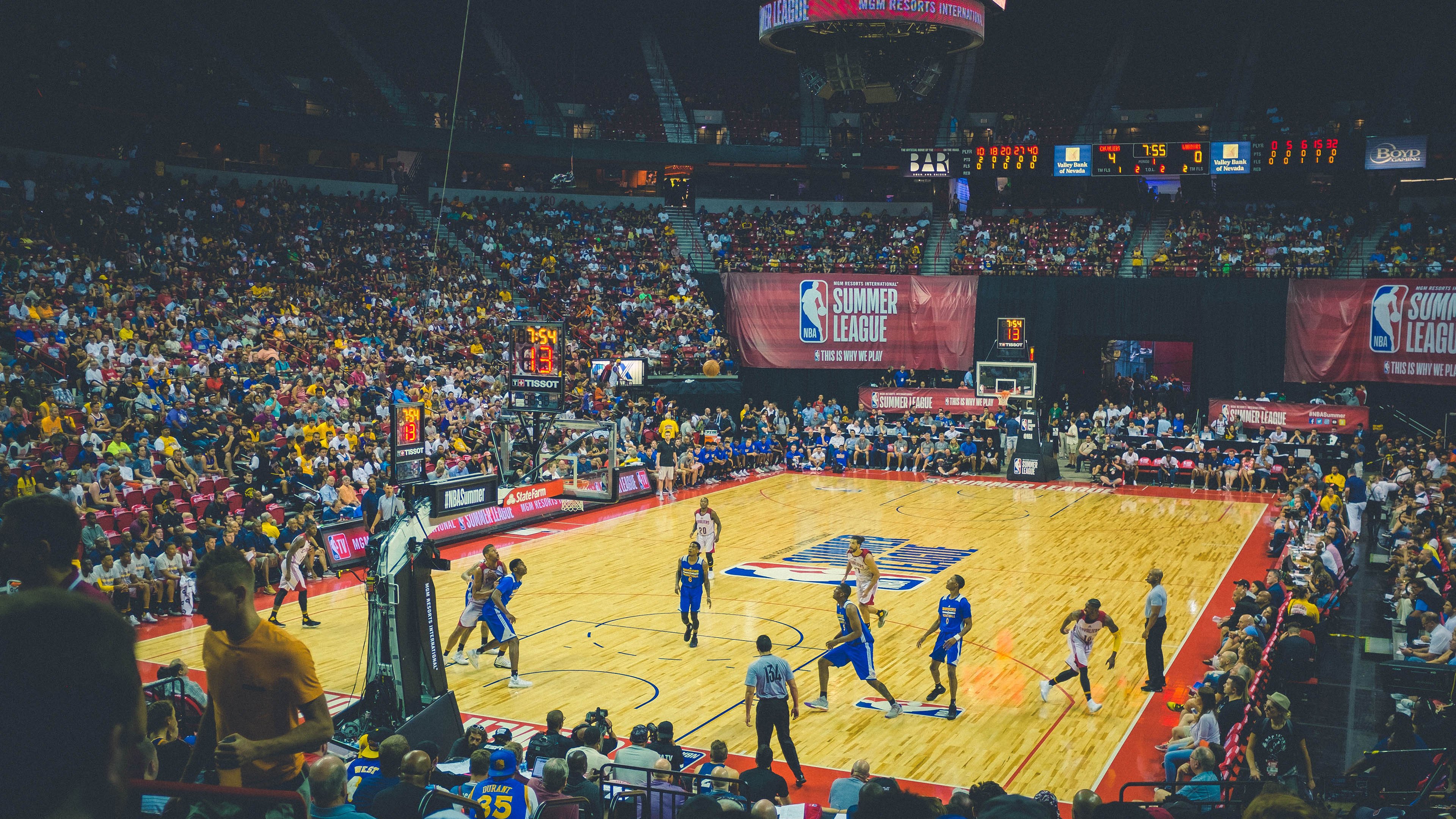 九游(jiuyou)官方网站-东契奇赛后称球队更信任彼此，东契奇回应